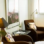 Park & Vinbar Hotel