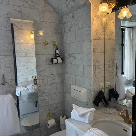 Hotel Park & Vinbar 3*