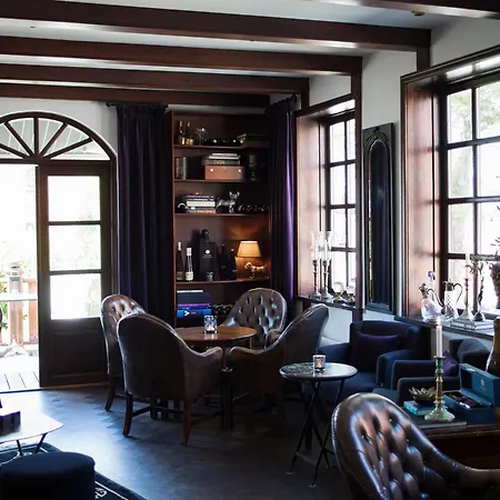 Park & Vinbar 3* فريكشهاون