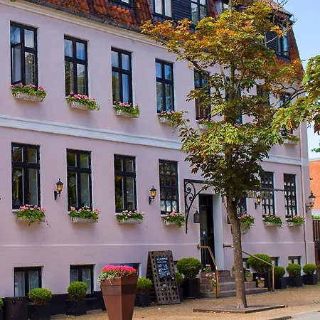 Park & Vinbar Frederikshavn