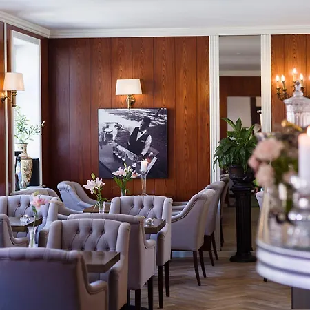 Hotel Park & Vinbar 3*