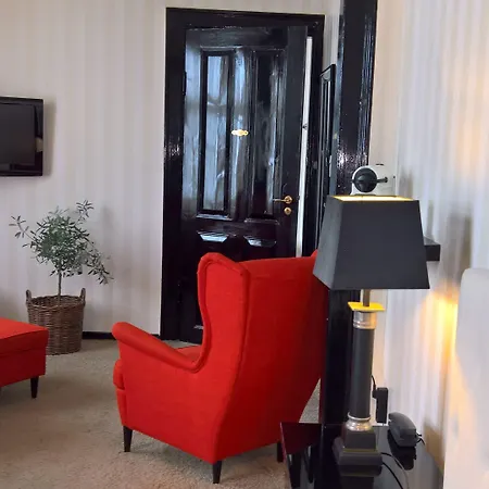 Park & Vinbar Hotel 3*