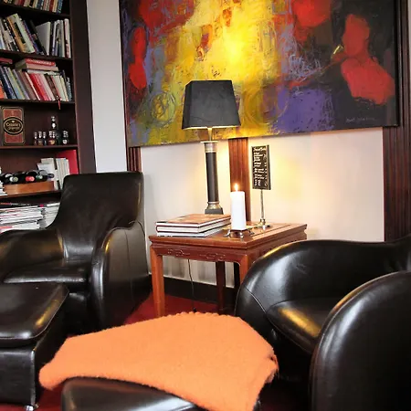 Park & Vinbar فريكشهاون