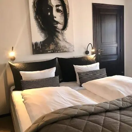 Hotel Park & Vinbar 3*