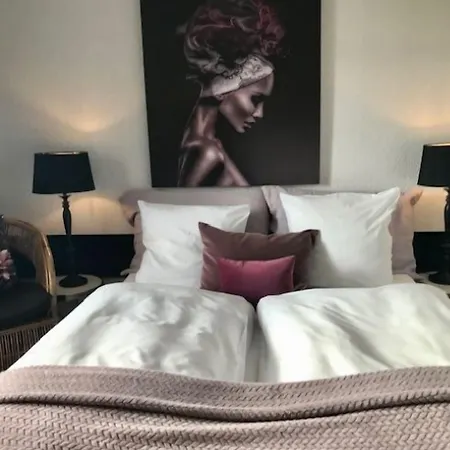 Park & Vinbar Hotel 3*