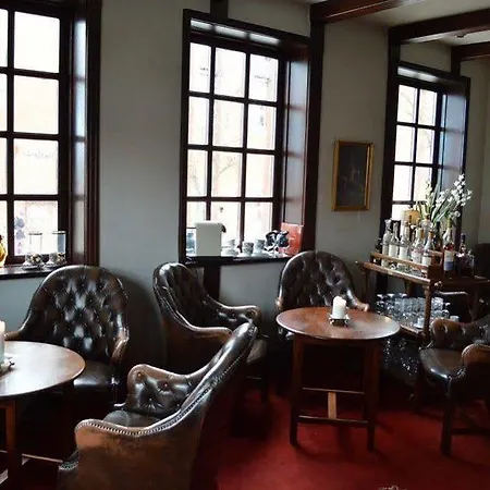 Park & Vinbar Hotel 3*