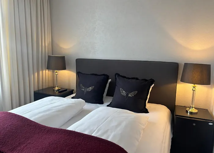 Park & Vinbar Hotel 3*