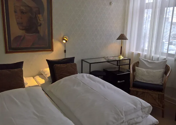 Park & Vinbar Hotel 3*