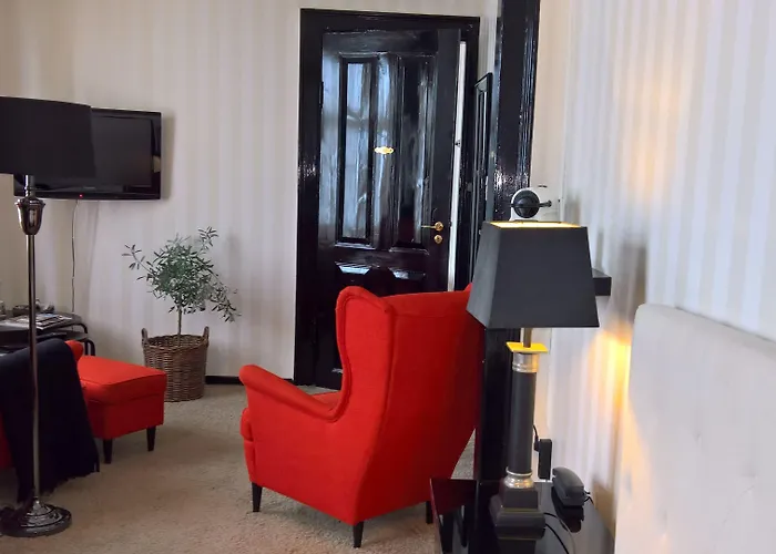 Park & Vinbar Hotel 3*