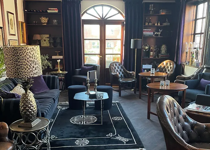 Park & Vinbar 3* Frederikshavn